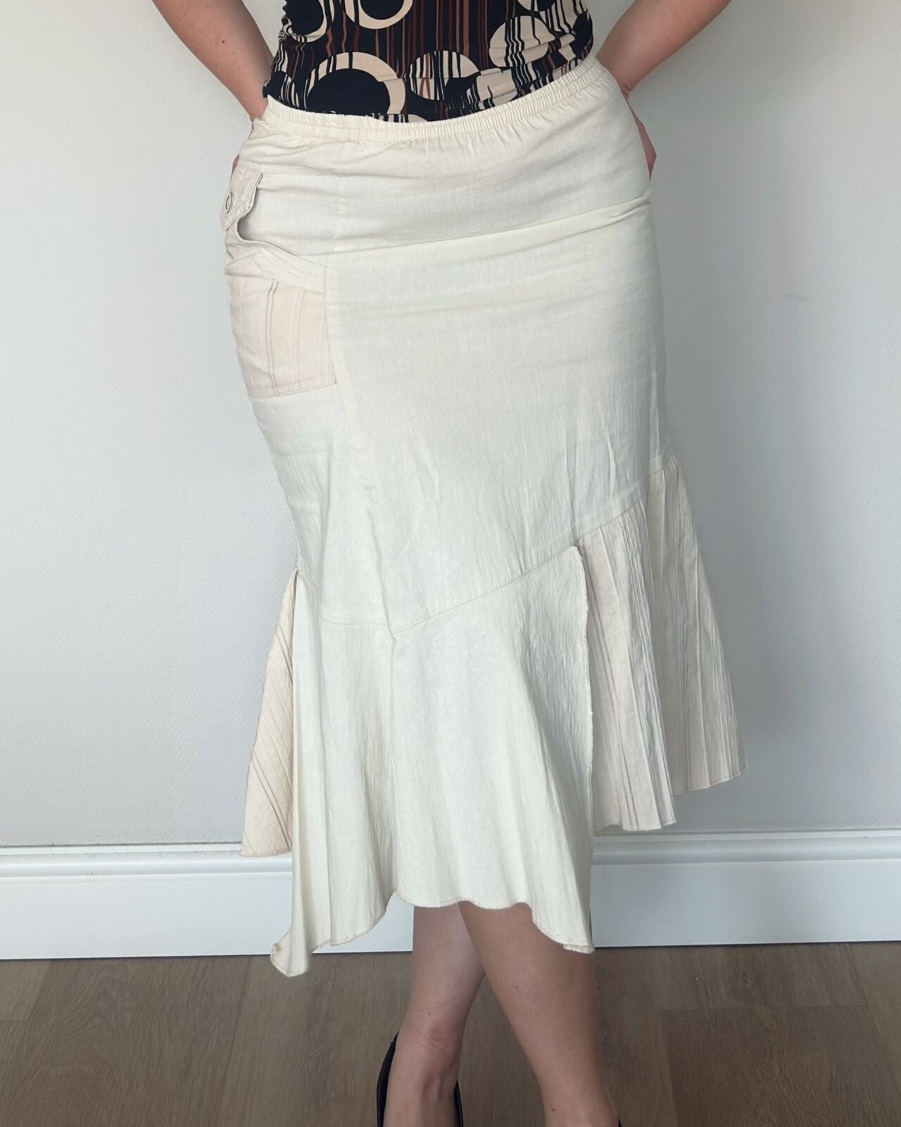 Cream Asymmetrical Midi Skirt – size L/XL